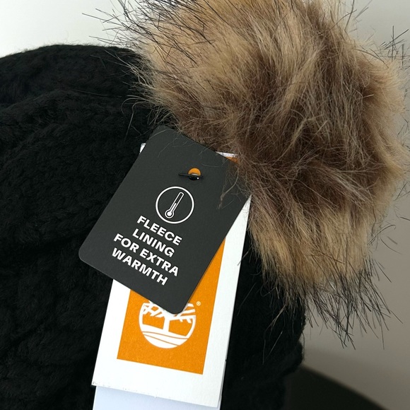 Timberland Women’s Black Autumn Woods Cable Cozy Fleece lined Beanie W/Pom NEW - Picture 5 of 8